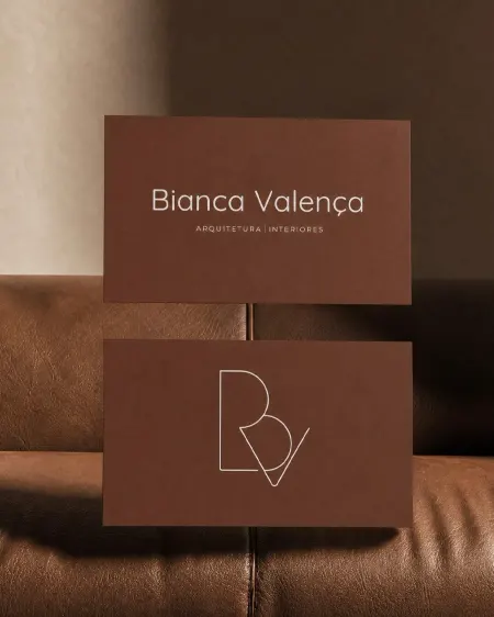 Cartões de visita de Bianca Valença em terracota